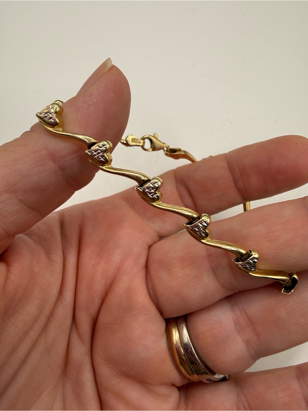 Gold Heart Link Bracelet with Lobster Clasp